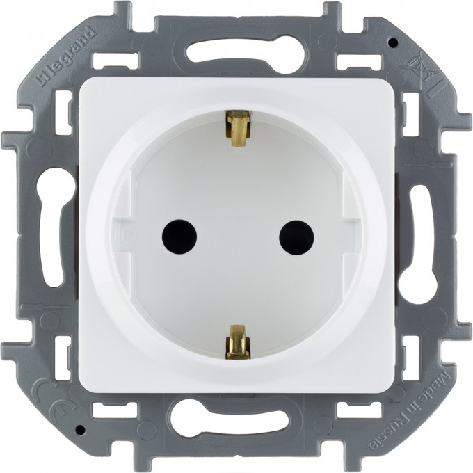 Розетка LEGRAND INSPIRIA 2К+З со шторками немецкий стандарт 16 А 250 В белый 673730